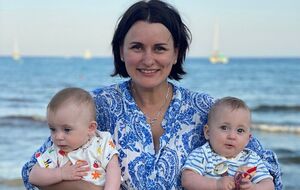 Глинская родила двойню