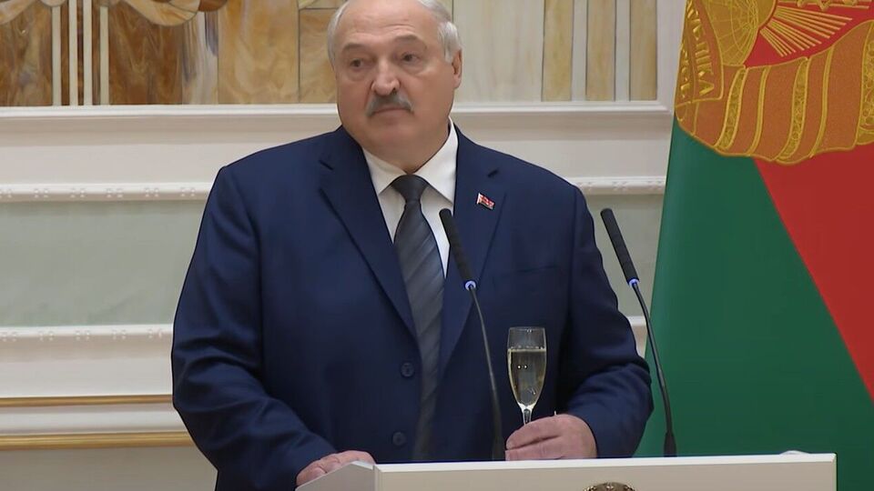 Лукашенко: Ни в коем случае не собираемся кому-то угрожать