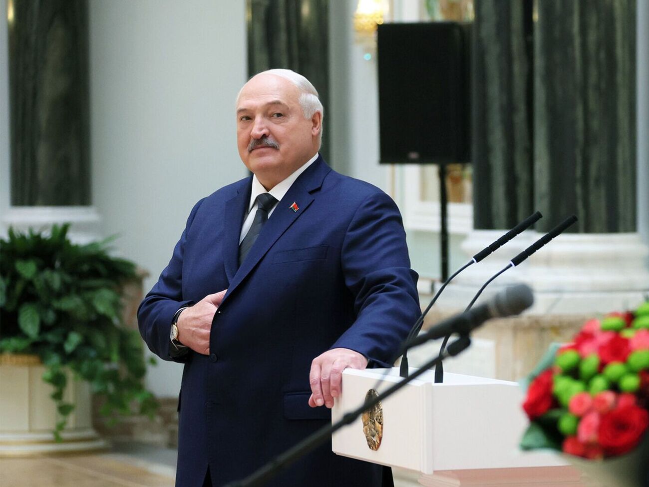 Беларусь затратила "огромные средства", чтобы уничтожить БПЛА, которые летели в Польшу, рассказал Лукашенко