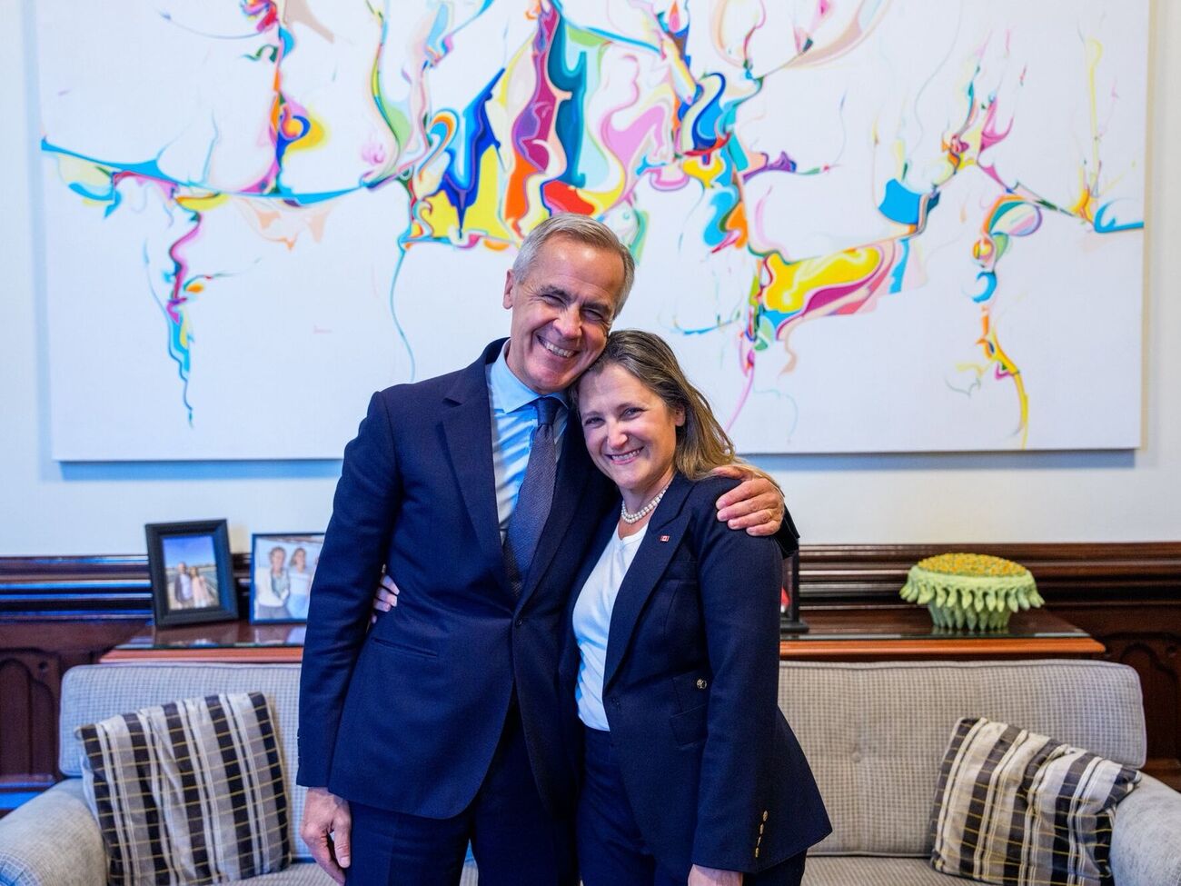 Карни попросил Фриланд занять новую должность спецпредставителя Канады по вопросам восстановления Украины