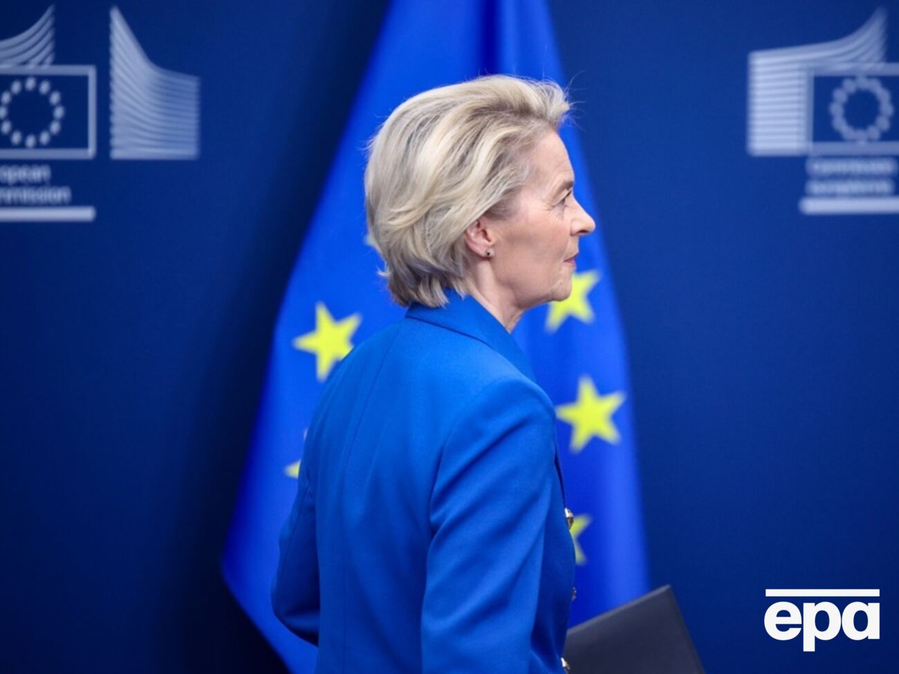Фон дер Ляйен заявила, что обсудила с Трампом постепенный отказ от российских энергоносителей