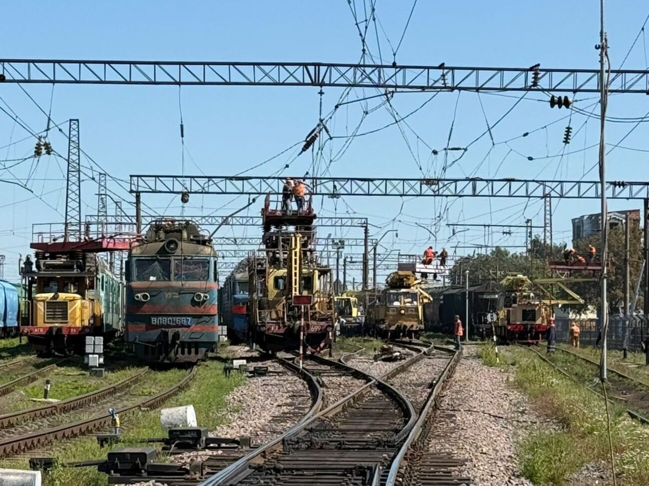 РФ хоче паралізувати роботу української залізниці, кажуть у Кабміні