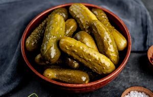 Для огурцов по этому рецепту понадобится 120 г моркови