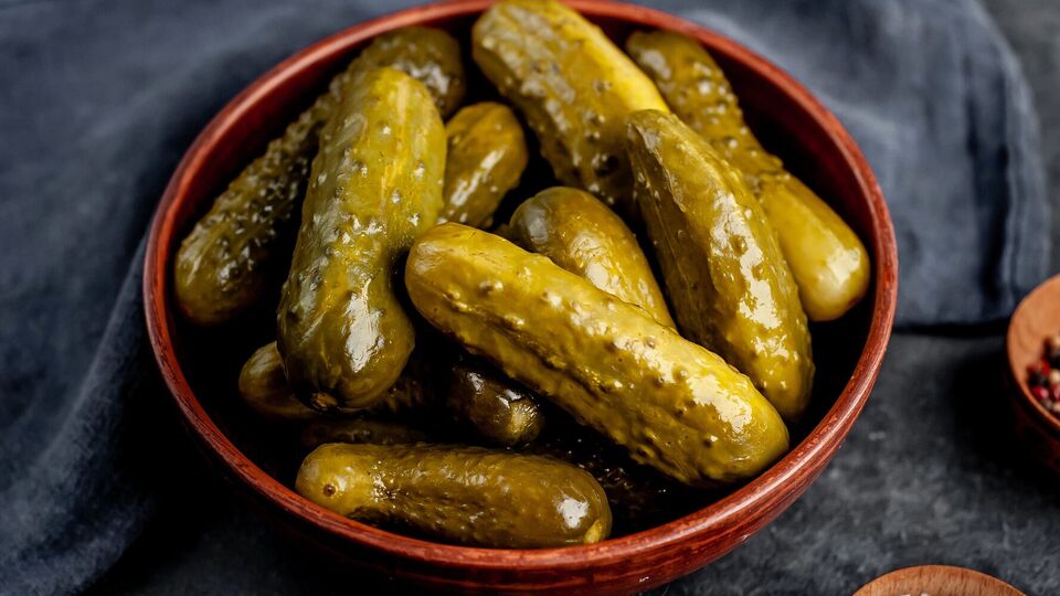 Для огурцов по этому рецепту понадобится 120 г моркови