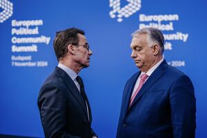 Кристерссон обратился к Орбану его же словами, сказанными в 2007 году: Нефть может идти с востока, но свобода всегда приходит с запада