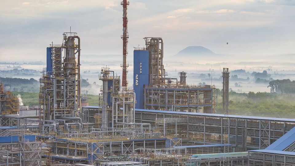 По заводу ударило два дрона