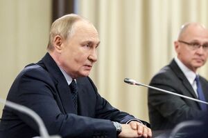 Військові загарбники зроблять "позитивний внесок" у роботу політичних партій та органів влади РФ, вважає Путін