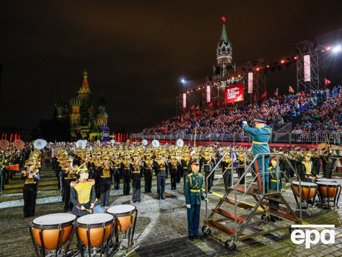 Москва продвигает "русский мир" за границу