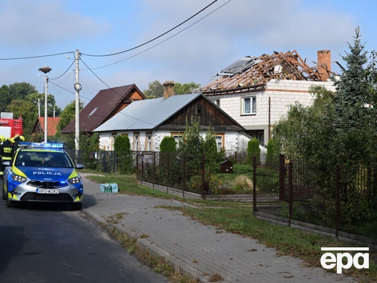 Из-за атаки РФ в ночь на 10 сентября пострадал жилой дом в городе Вырики