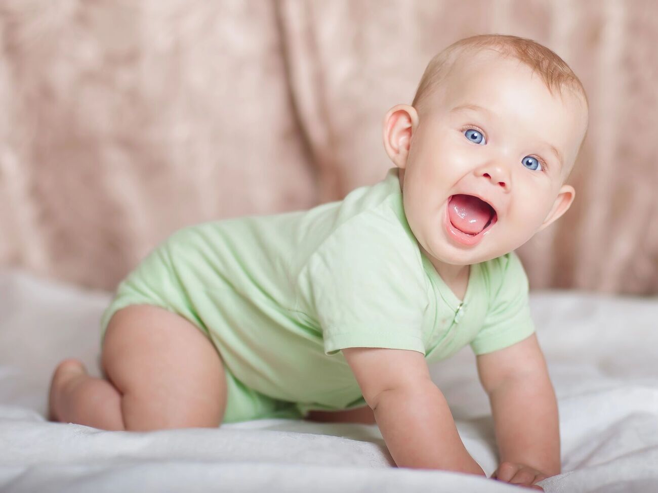 В 2024 году Верховная Рада приняла закон о том, что эмбрионы в случае смерти или гибели одного из партнеров принадлежат только партнеру