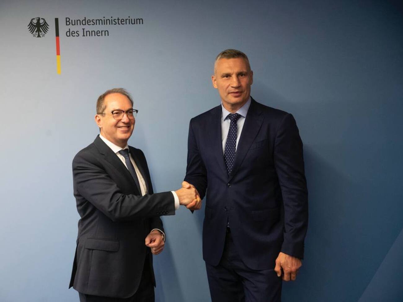 Европейцы должны понять, что времени для дальнейших разговоров нет, отметил Кличко