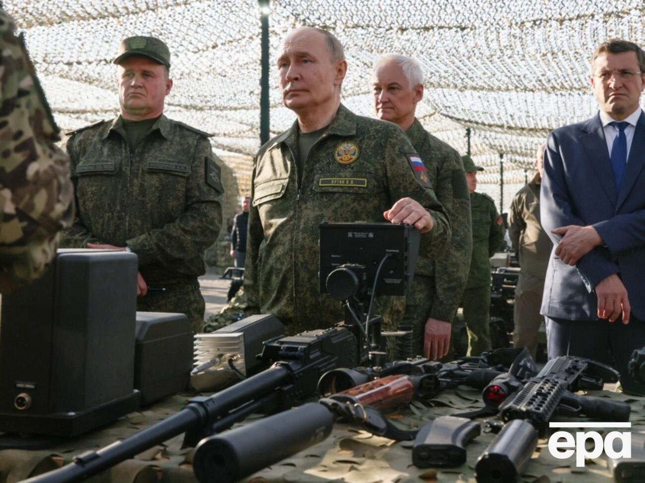 Путін застряг в Україні, але виграє глобальніше, пише видання