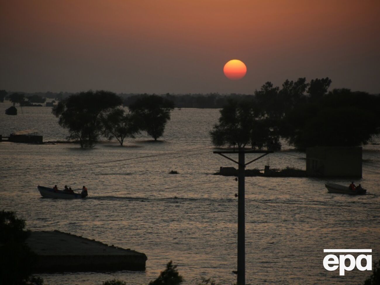 Нарушение круговорота воды спровоцировало масштабные наводнения