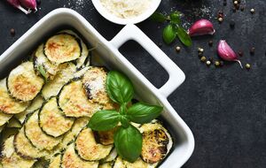 Кабачки подають гарячими