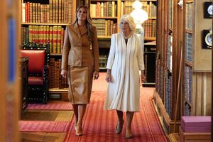 Меланія Трамп ретельно готувалася до візиту у Великобританію, але однаково опинилася під прицілом критиків