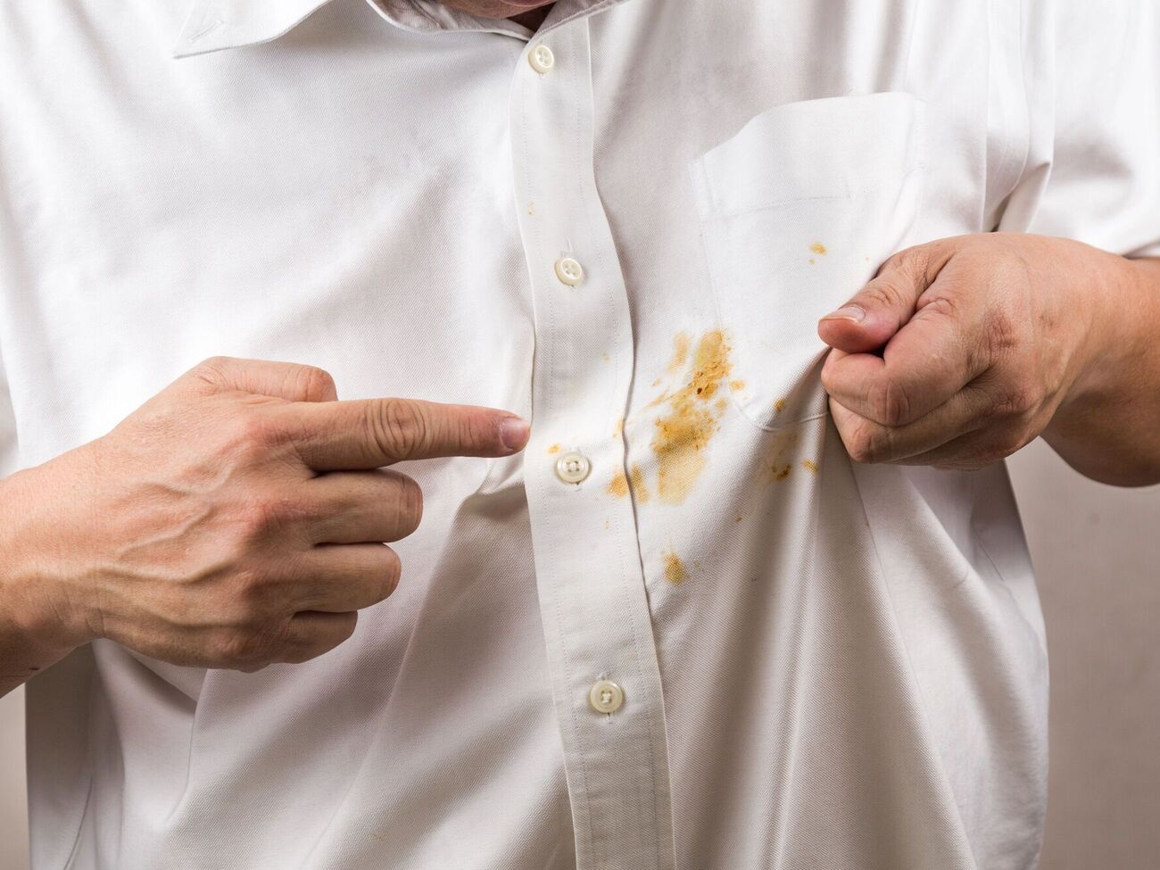 Пятна исчезнут благодаря простому методу отбеливания