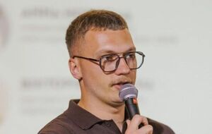 Циганков працює у 176-му київському ліцеї імені Мігеля де Сервантеса