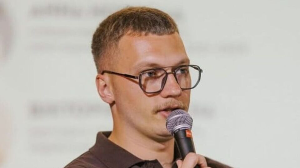 Цыганков работает в 176-м киевском лицее имени Мигеля де Сервантеса