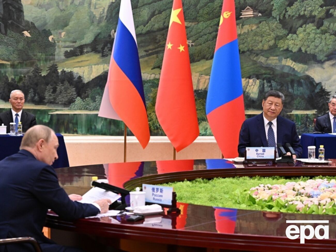 Пробний безвіз для росіян до КНР триватиме рік