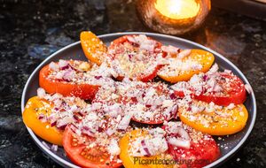 Этот салат понравится тем, кто хочет на обед легкое блюдо