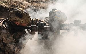 Украинские военные успешно контратаковали россиян в Харьковской области, поэтому они решили усилить свои подразделения в Донецкой области