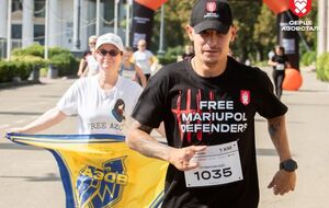 Забег в этом году посвятили находящимся в российском плену украинцам и украинкам, отметили организаторы