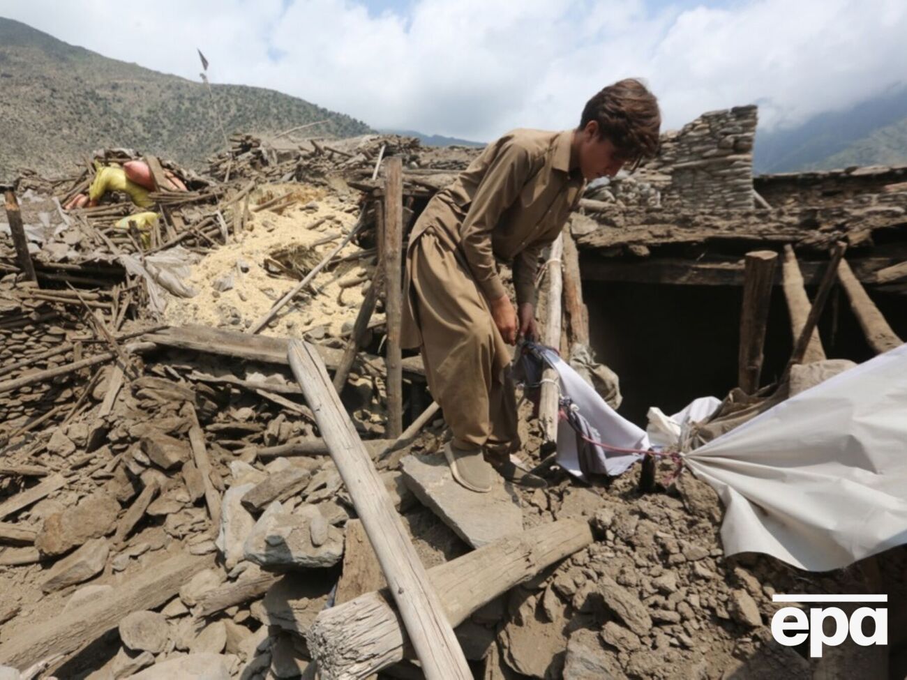 Унаслідок землетрусу зруйновано понад 5,4 тис. будинків