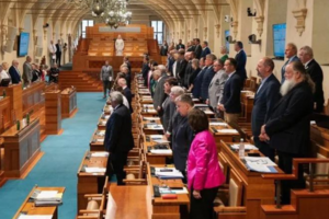 Сенат Чехії засуджує злочинні дії РФ проти українського населення на тимчасово окупованих територіях, повідомило видання