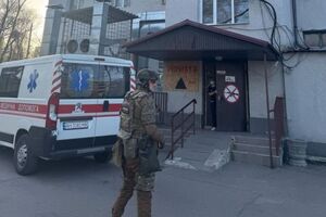 Із 750 працівників у лікарні залишилося 15