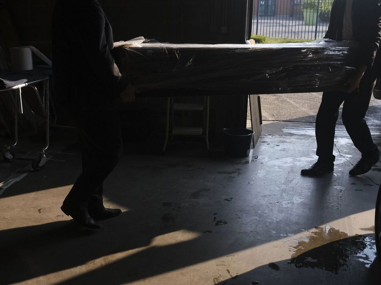 Куклу обнаружили при бальзамировании