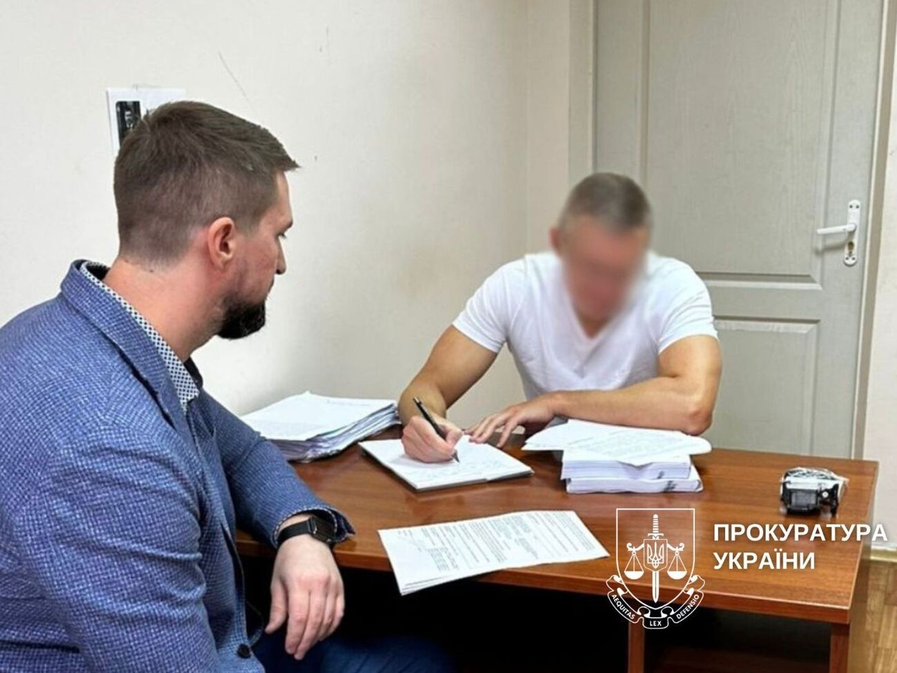 Колишнього топпосадовеця підозрюють у зловживанні службовим становищем