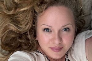 Жураковская к сестре: Ты - моя соратница, сообщница всех моих авантюр!