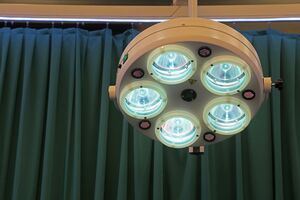 Свій вчинок чоловік пояснив стресами, передчасними пологами доньки і складними стосунками із дружиною