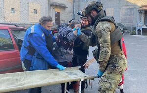 Российские оккупанты обстреляли гражданскую инфраструктуру Константиновки, рассказали в ГВА