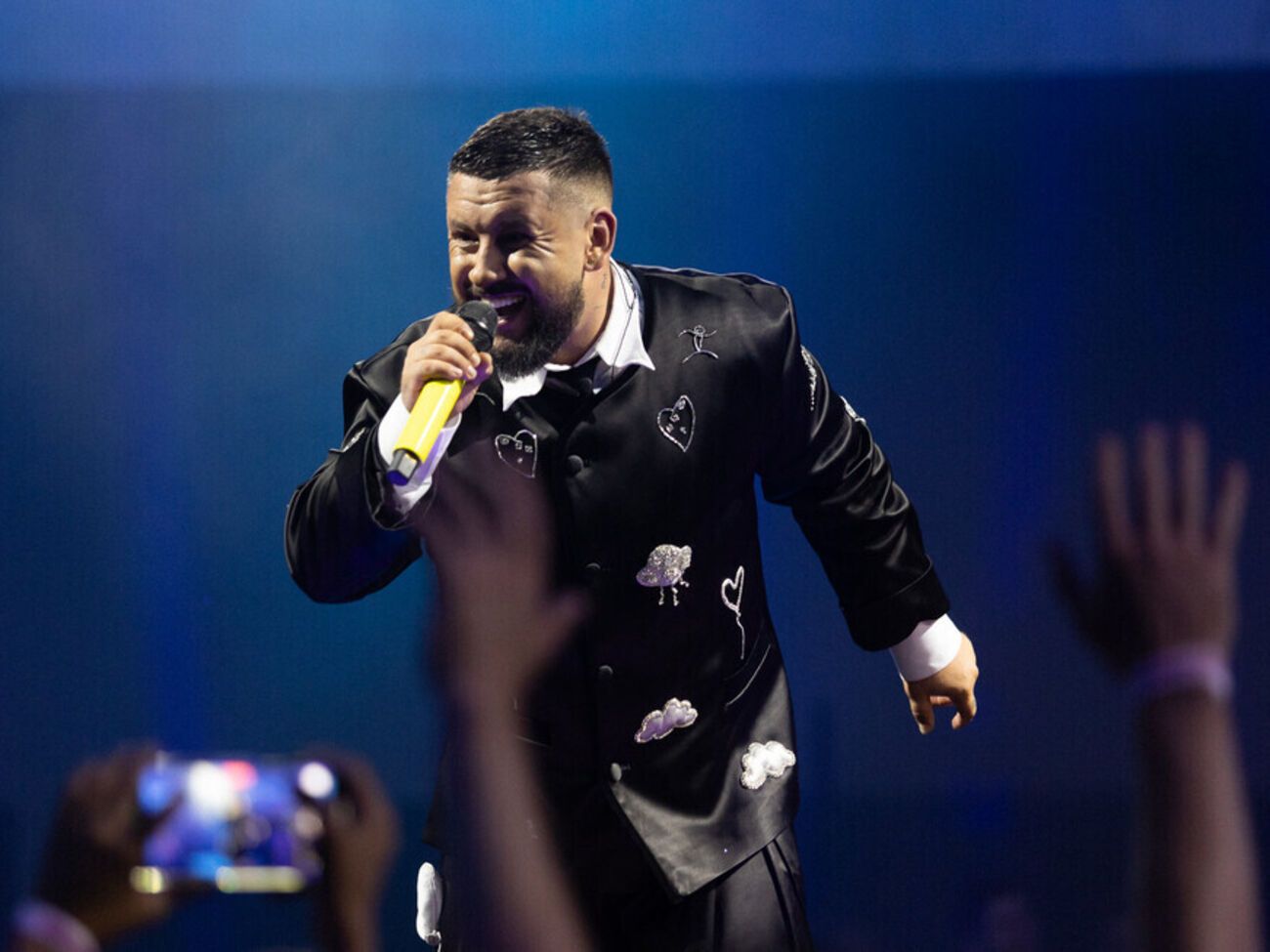 Всего в поддержку альбома Monatik "Вечно танцующий человек" у артиста запланировано четыре концерта