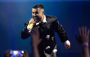 Загалом на підтримку альбому Monatik "Вічно танцююча людина" в артиста заплановано чотири концерти