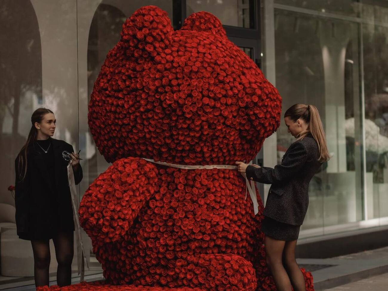 Щоб транспортувати букет, довелося викликати вантажну машину