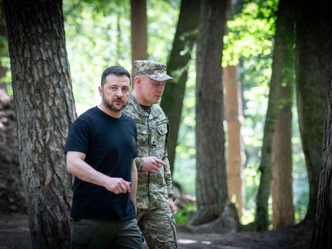 Президент допустил, что "дела на фронте будут плохими"