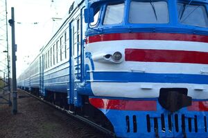 Мастера восстановили поезд менее чем за месяц