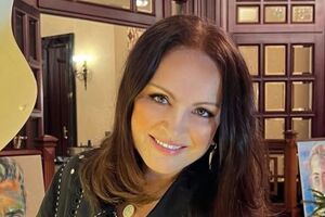 Муж Ротару умер 23 октября 2002 года от инсульта