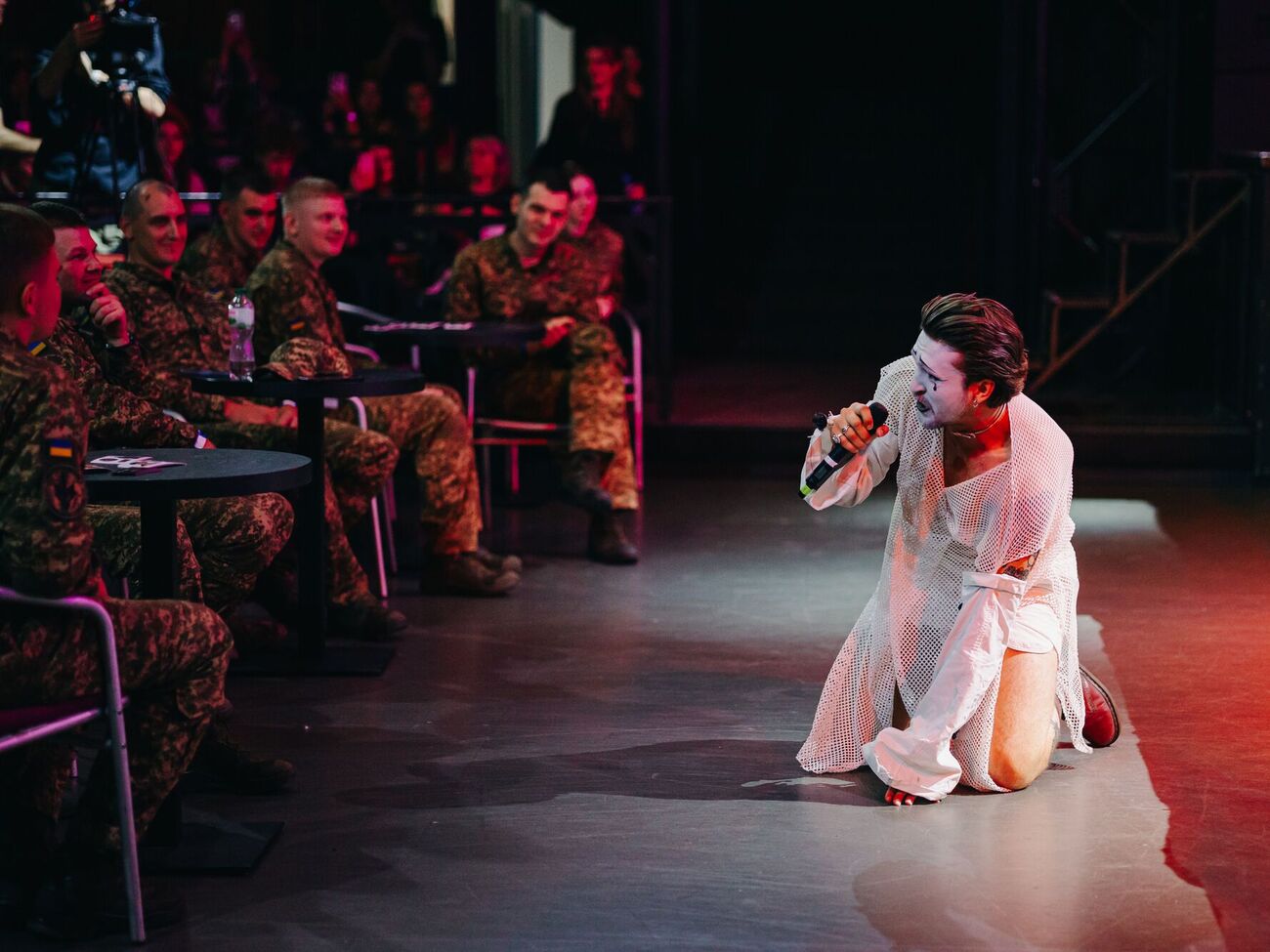 На фестивалі виступило понад 450 сольних виконавців і гуртів