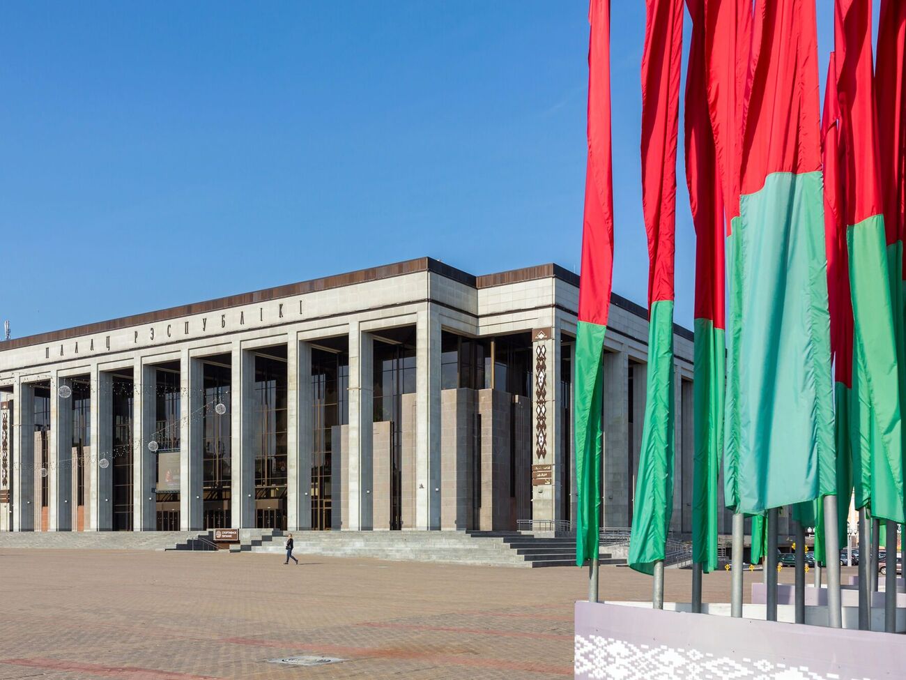 По оценкам СВР, Беларусь потеряла за пять лет 5% населения