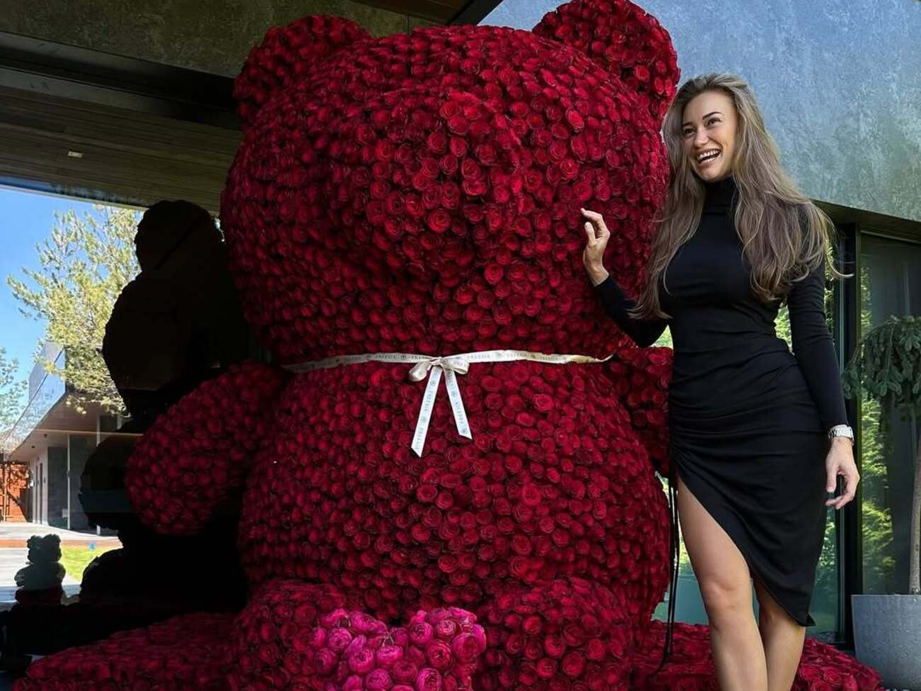 Щоб транспортувати букет, довелося викликати вантажну машину