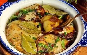 Баклажаны перед тем, как мариновать, нужно слегка обжарить