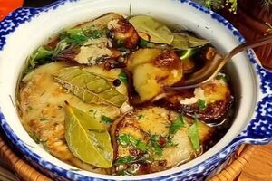 Баклажаны перед тем, как мариновать, нужно слегка обжарить