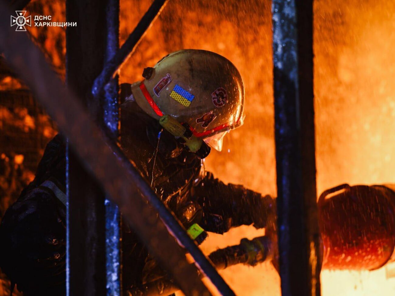 Обстрел Харькова привел к нескольким пожарам