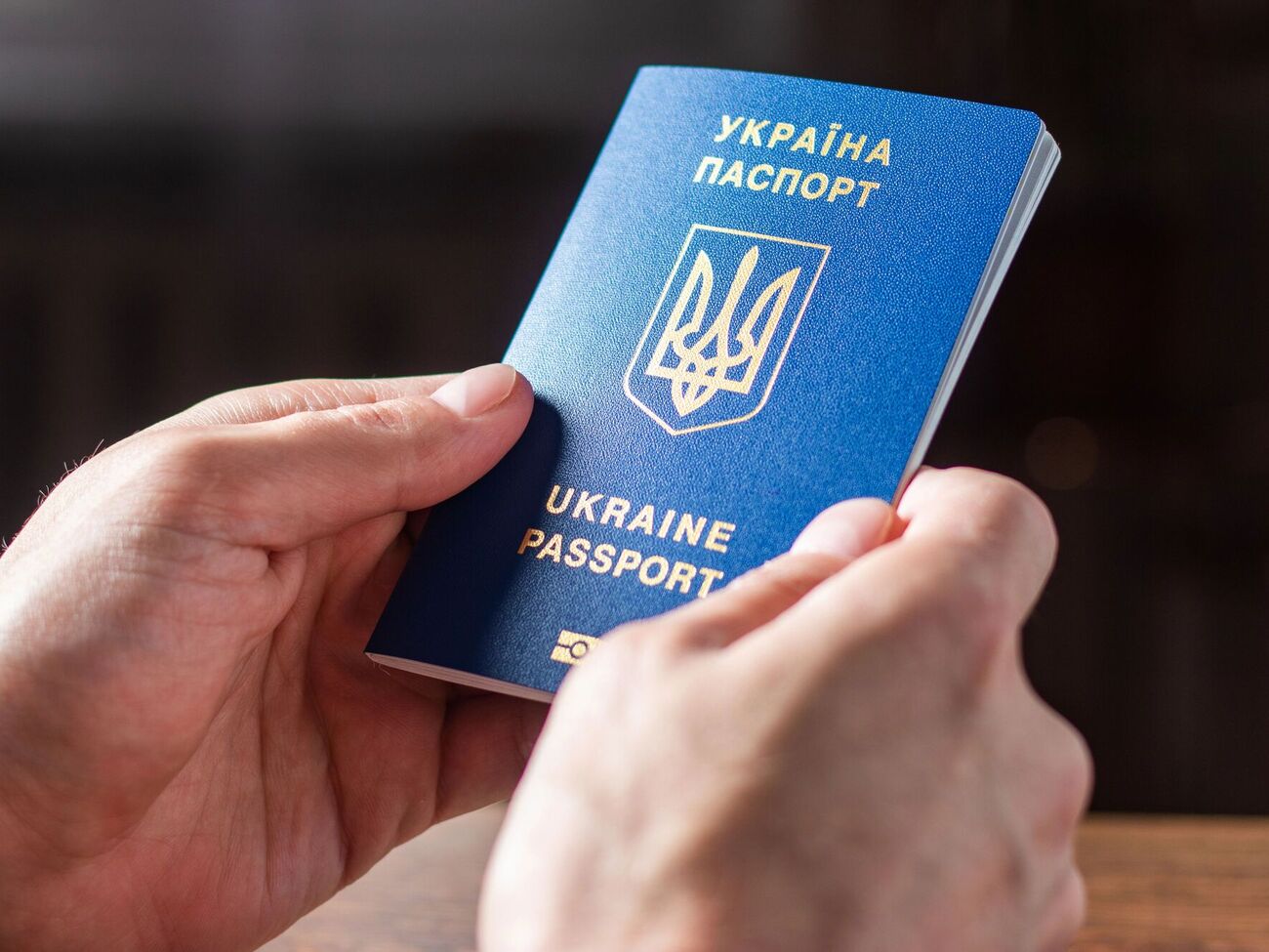 Менять имя можно сколько угодно раз, в законе на этот счет ограничений нет, отметили в Минюсте