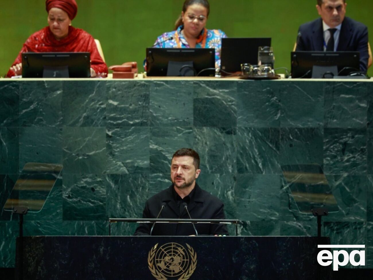 Зеленский в Генассамблее ООН призвал сделать все, чтобы заставить агрессора РФ остановиться