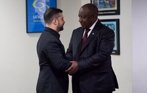 Зеленський сказав Рамафосі, що Україна з першої секунди війни хоче її закінчення і робить усе для цього, повідомили в ОП