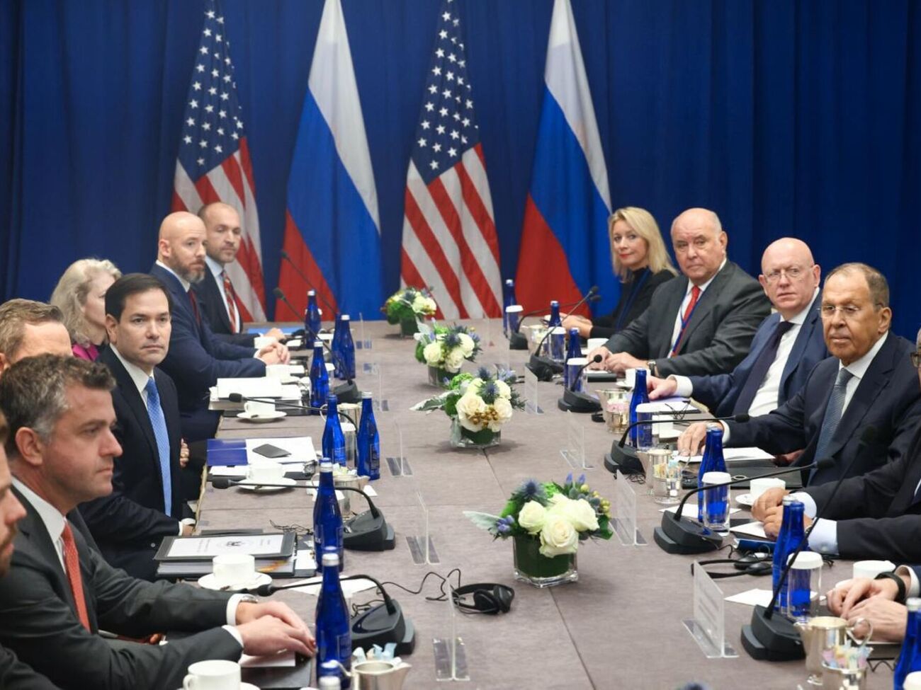 Стороны обсудили войну, которую в Украине развязала РФ